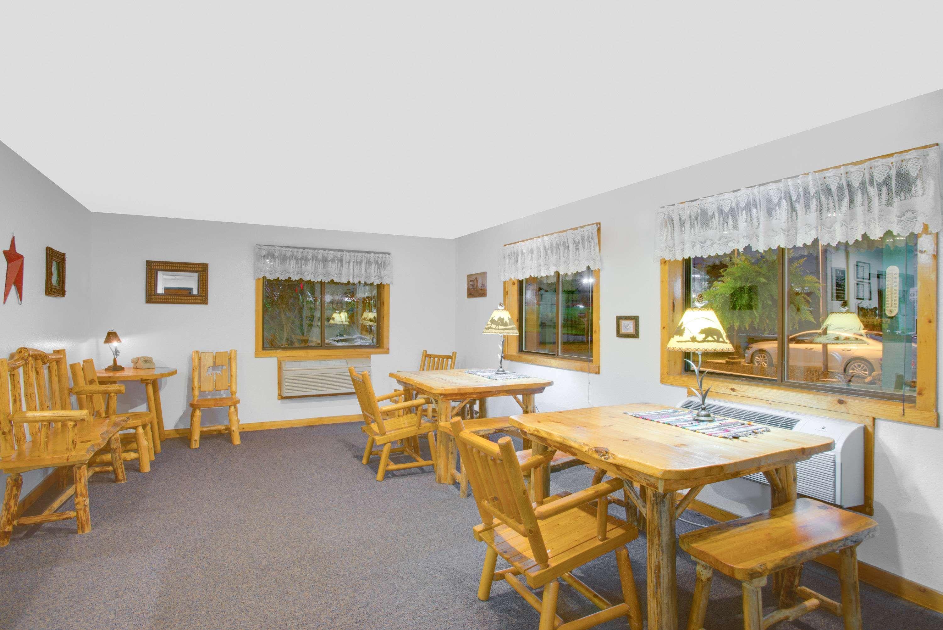 Super 8 By Wyndham Lake George/Warrensburg Area Ngoại thất bức ảnh